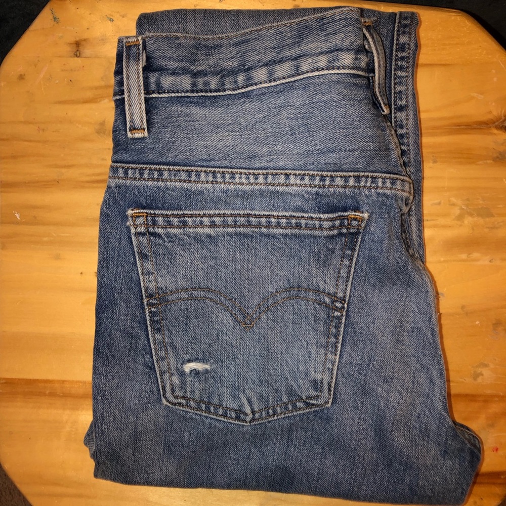 Levi’s crop flare jeans